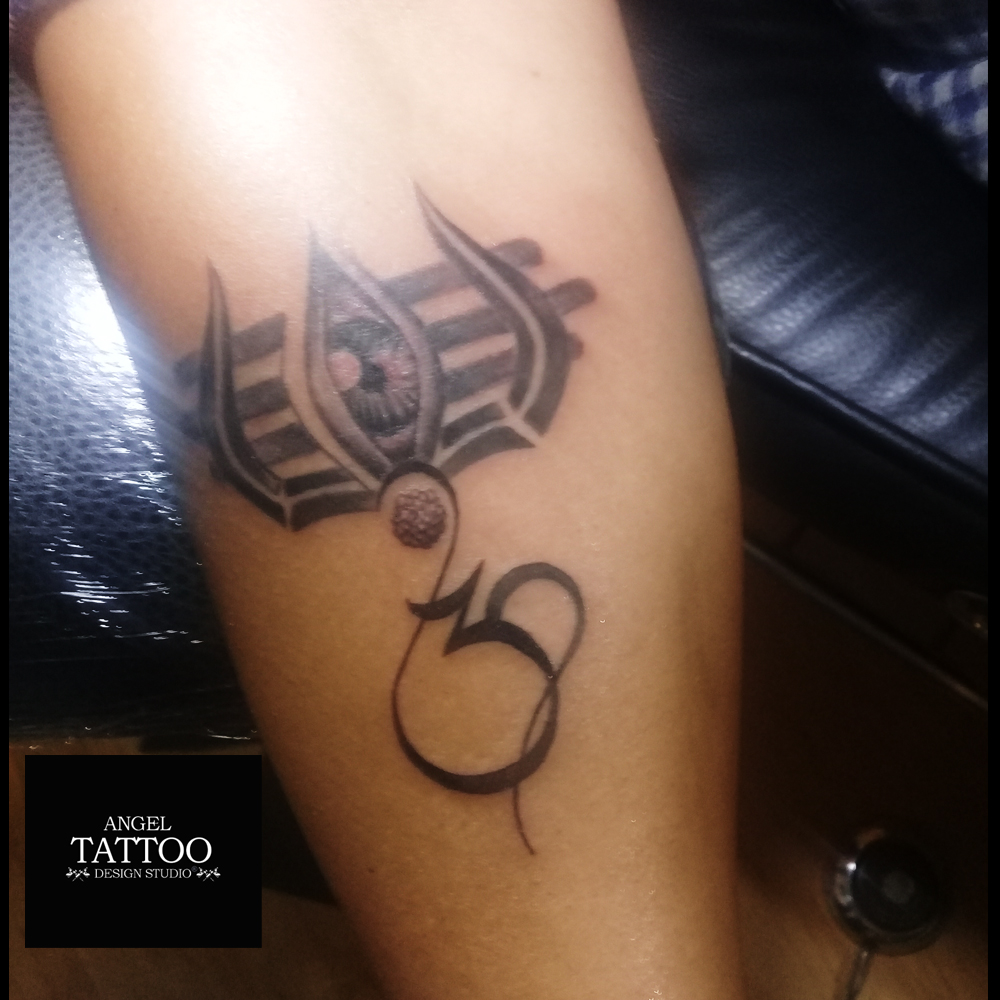 Premium Vector | Lord ganesha tattoo with trishul